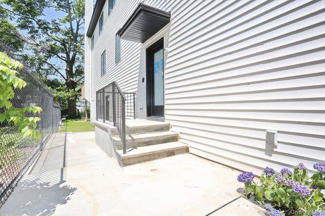 79 S Madison Avenue # 213, Spring Valley, NY 10977