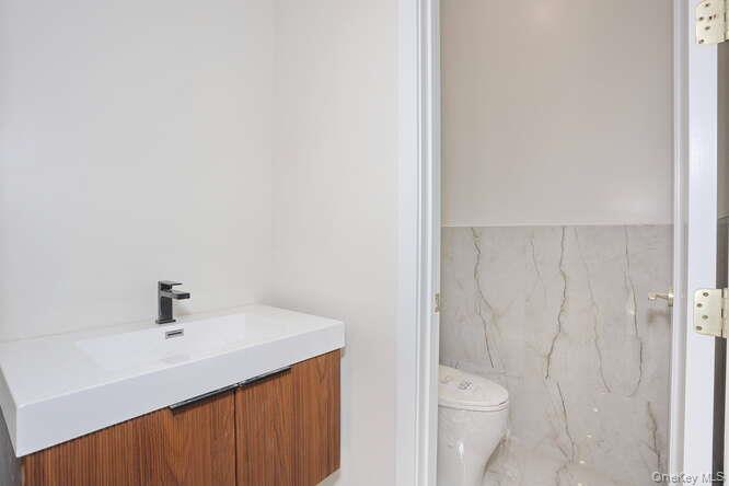 79 S Madison Avenue # 213, Spring Valley, NY 10977