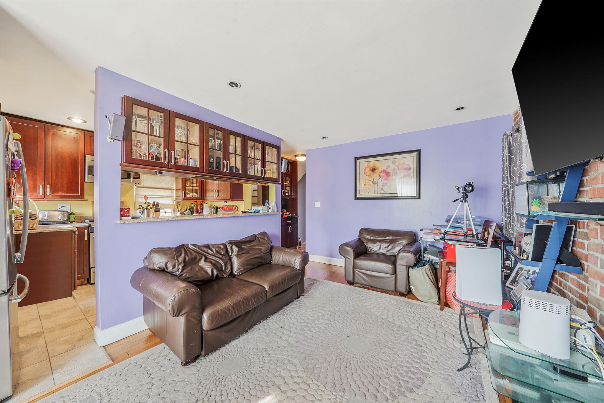 8511 169th Street, Jamaica Hills, NY 11432