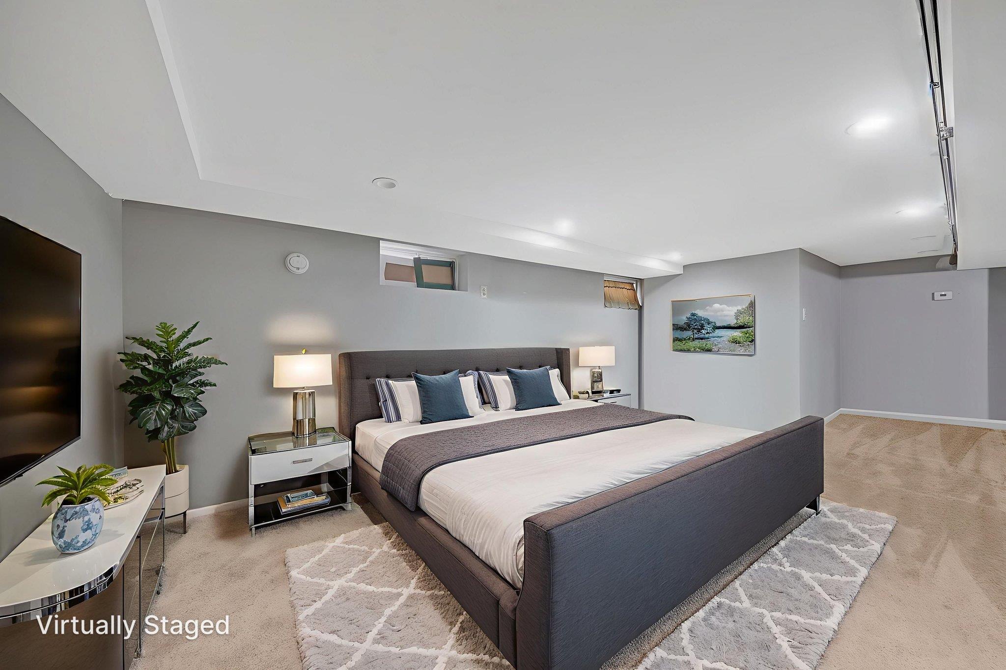 8511 169th Street, Jamaica Hills, NY 11432