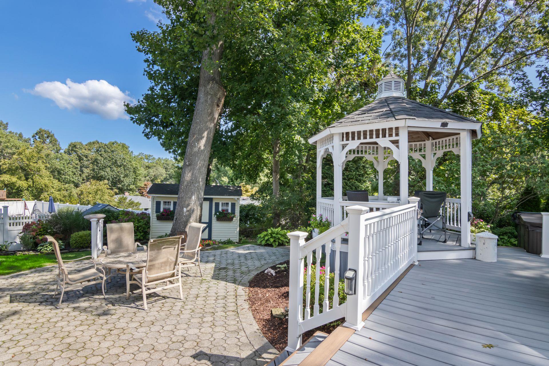 81 Brunswick Road, Ronkonkoma, NY 11779