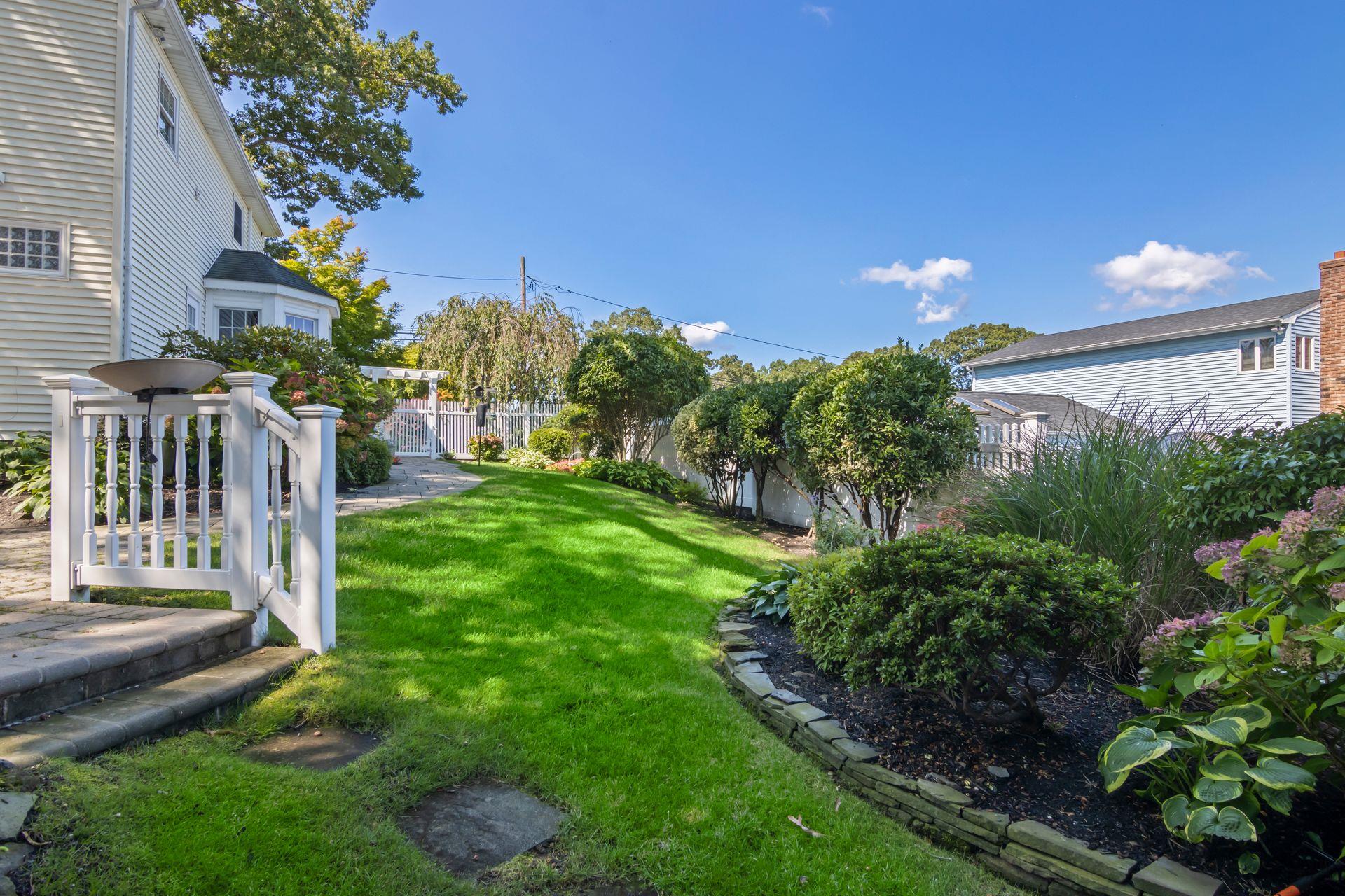 81 Brunswick Road, Ronkonkoma, NY 11779