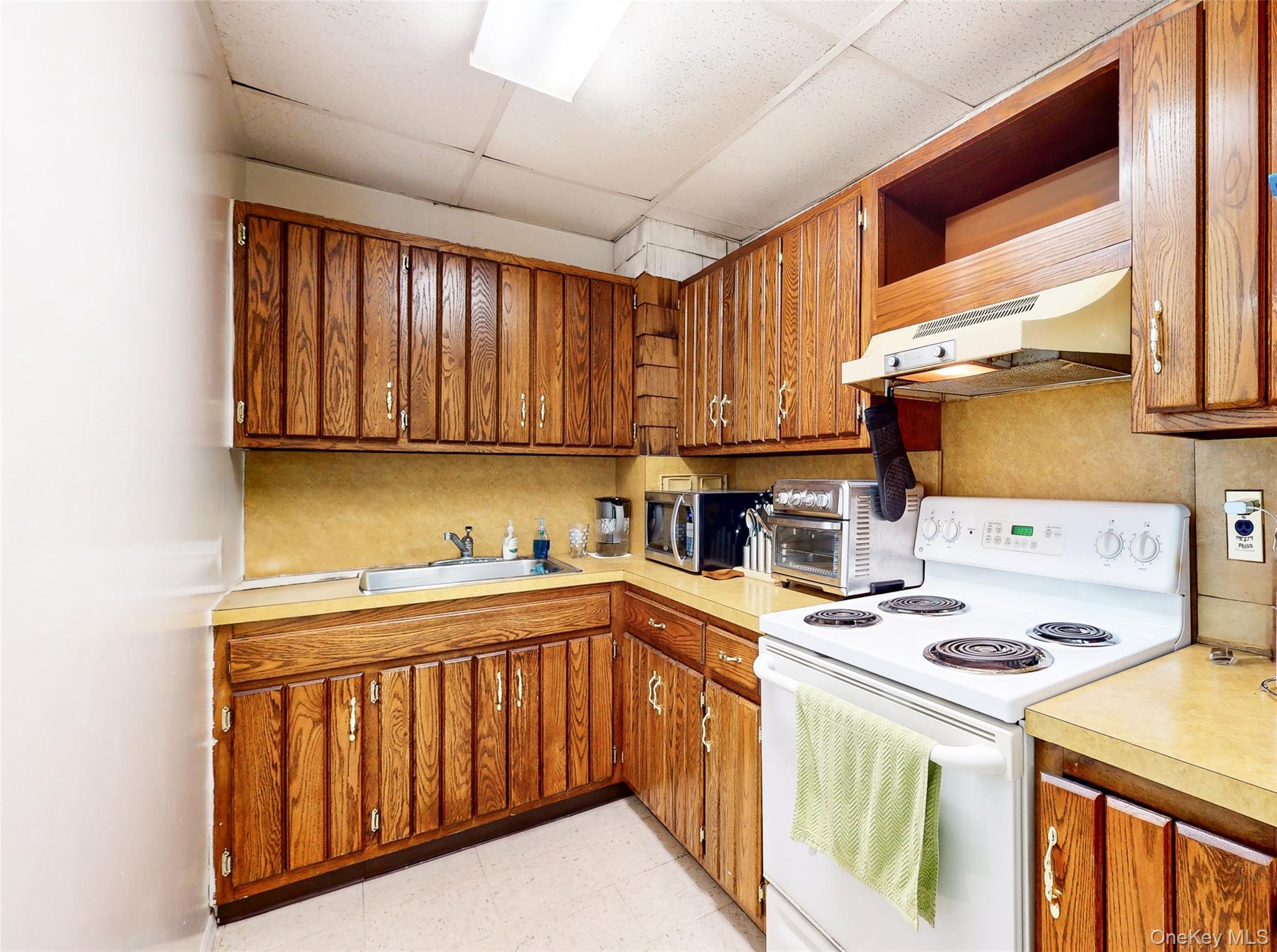 498 Route 52, Carmel, NY 10512