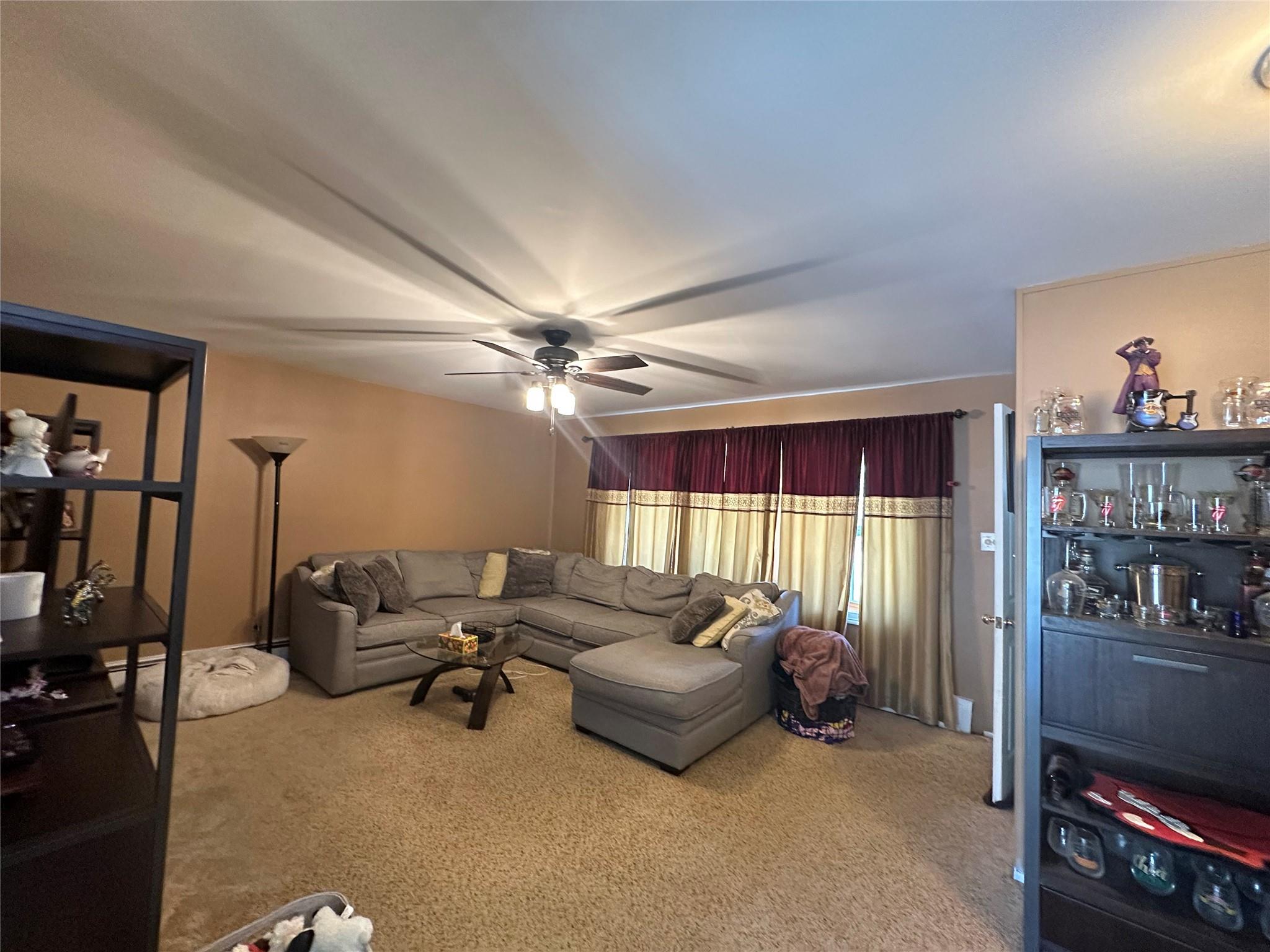 2 Hamilton Court, Coram, NY 11727