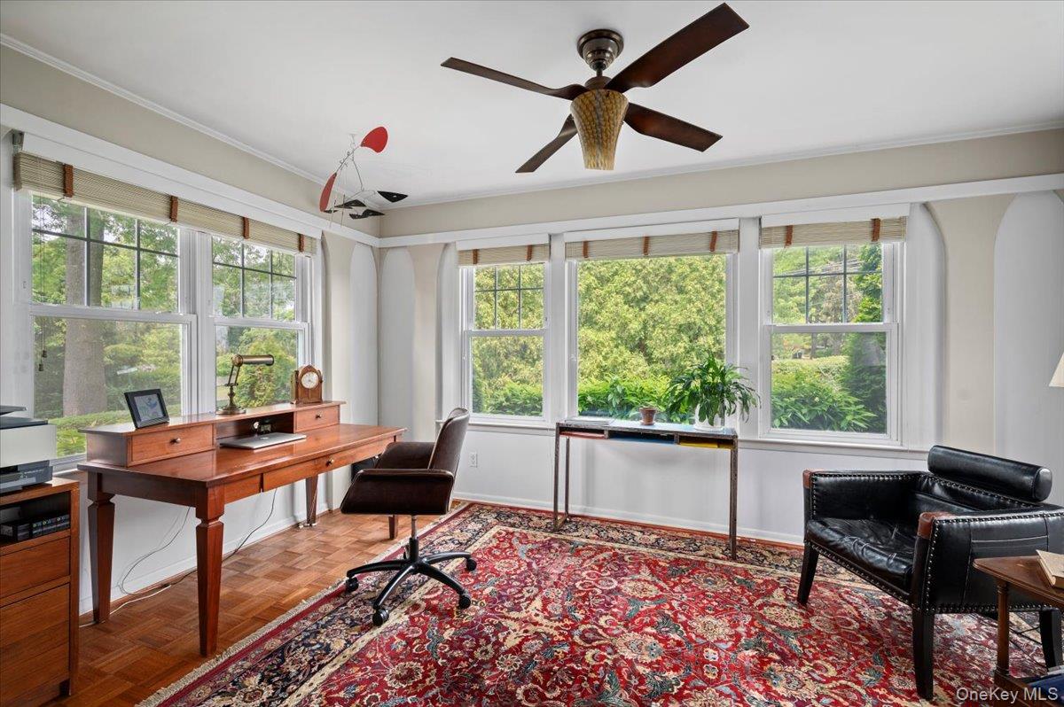 400 Manor Ridge Road, Pelham, NY 10803