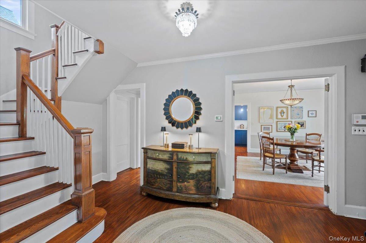 400 Manor Ridge Road, Pelham, NY 10803