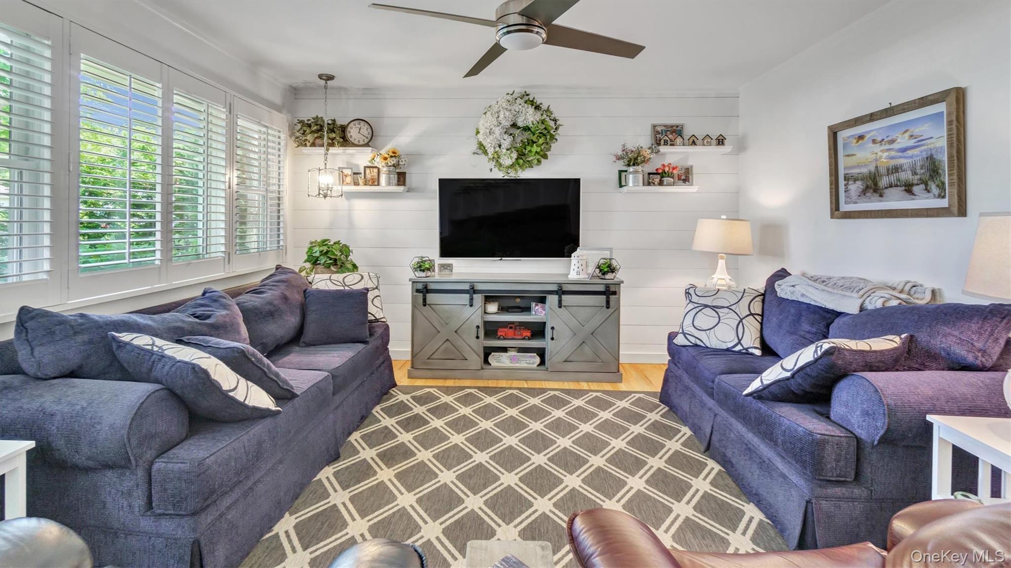 64 School Street, Hampton Bays, NY 11946