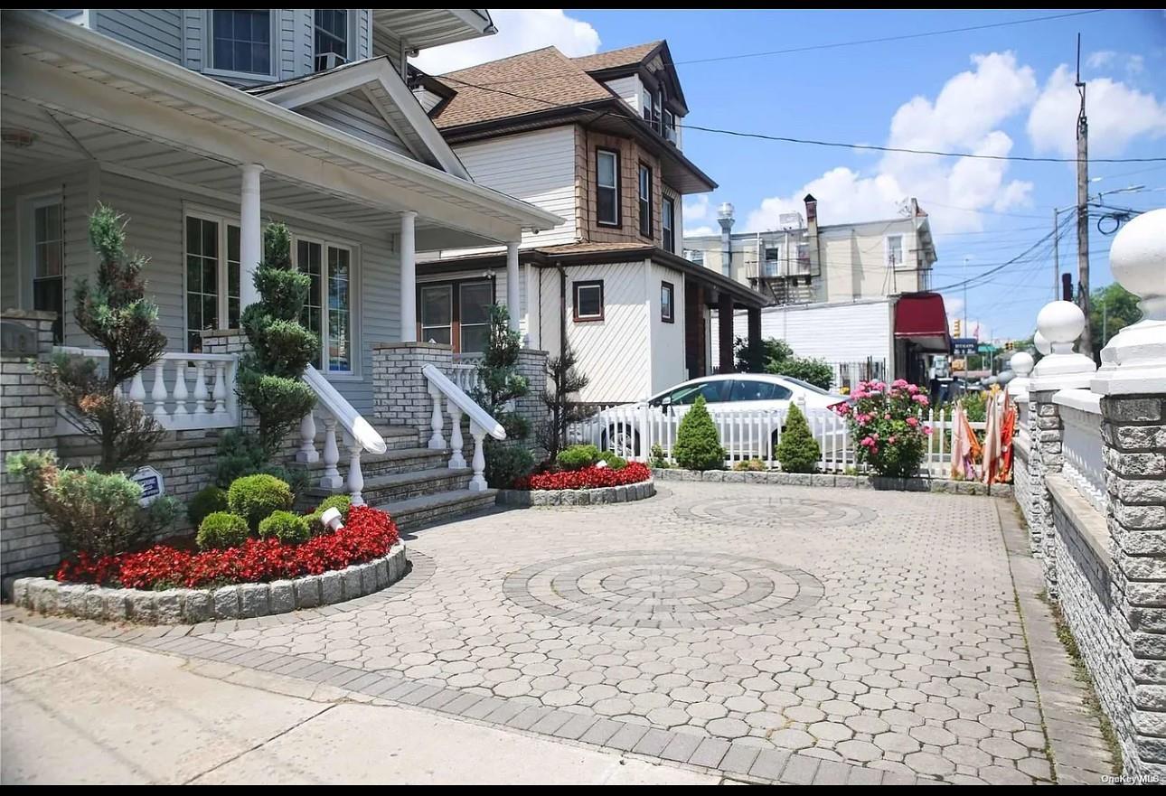 94-18 Lefferts Blvd Boulevard, Richmond Hill, NY 11419