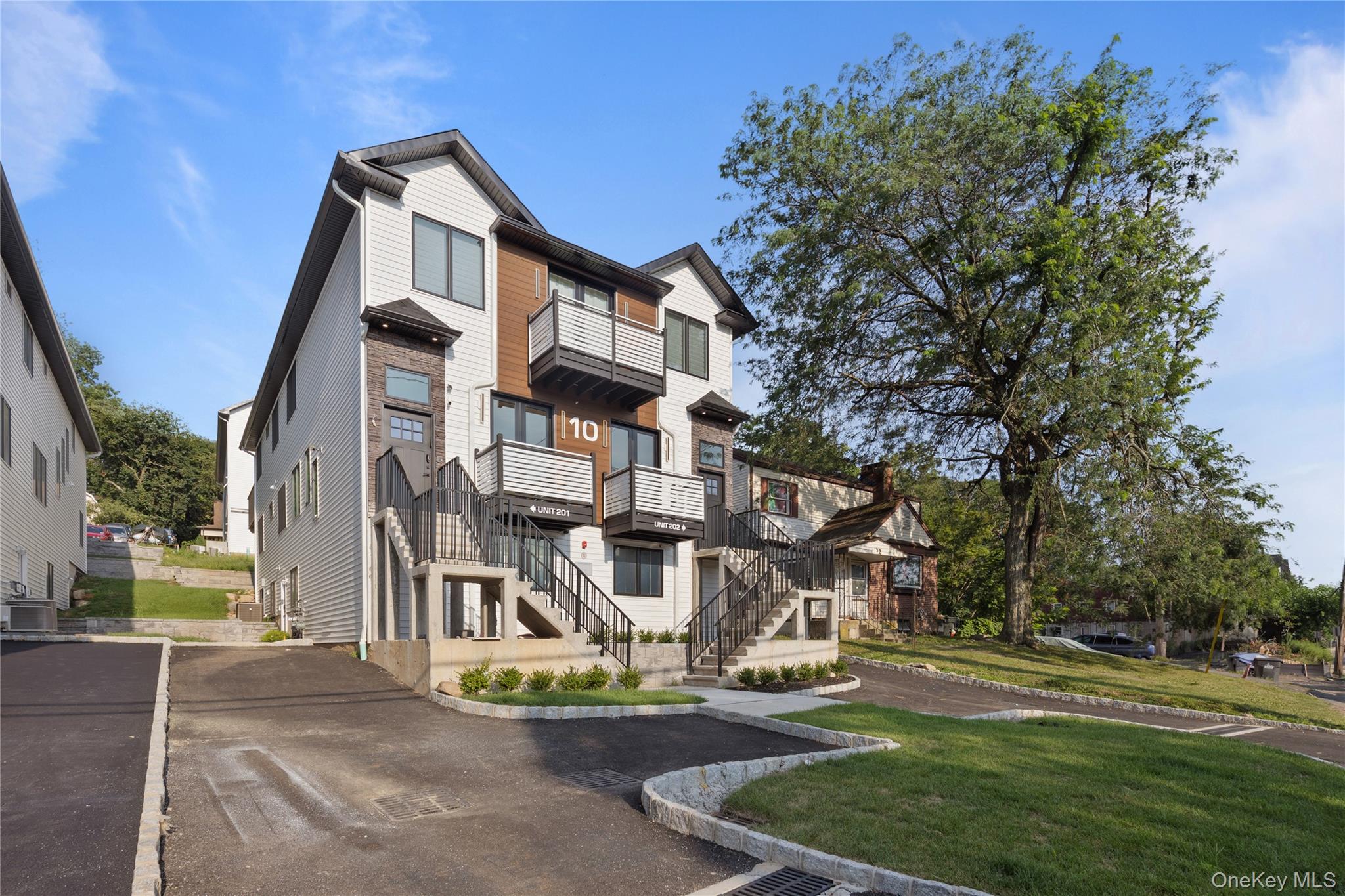 10 Memorial Park Drive # 110, Spring Valley, NY 10977