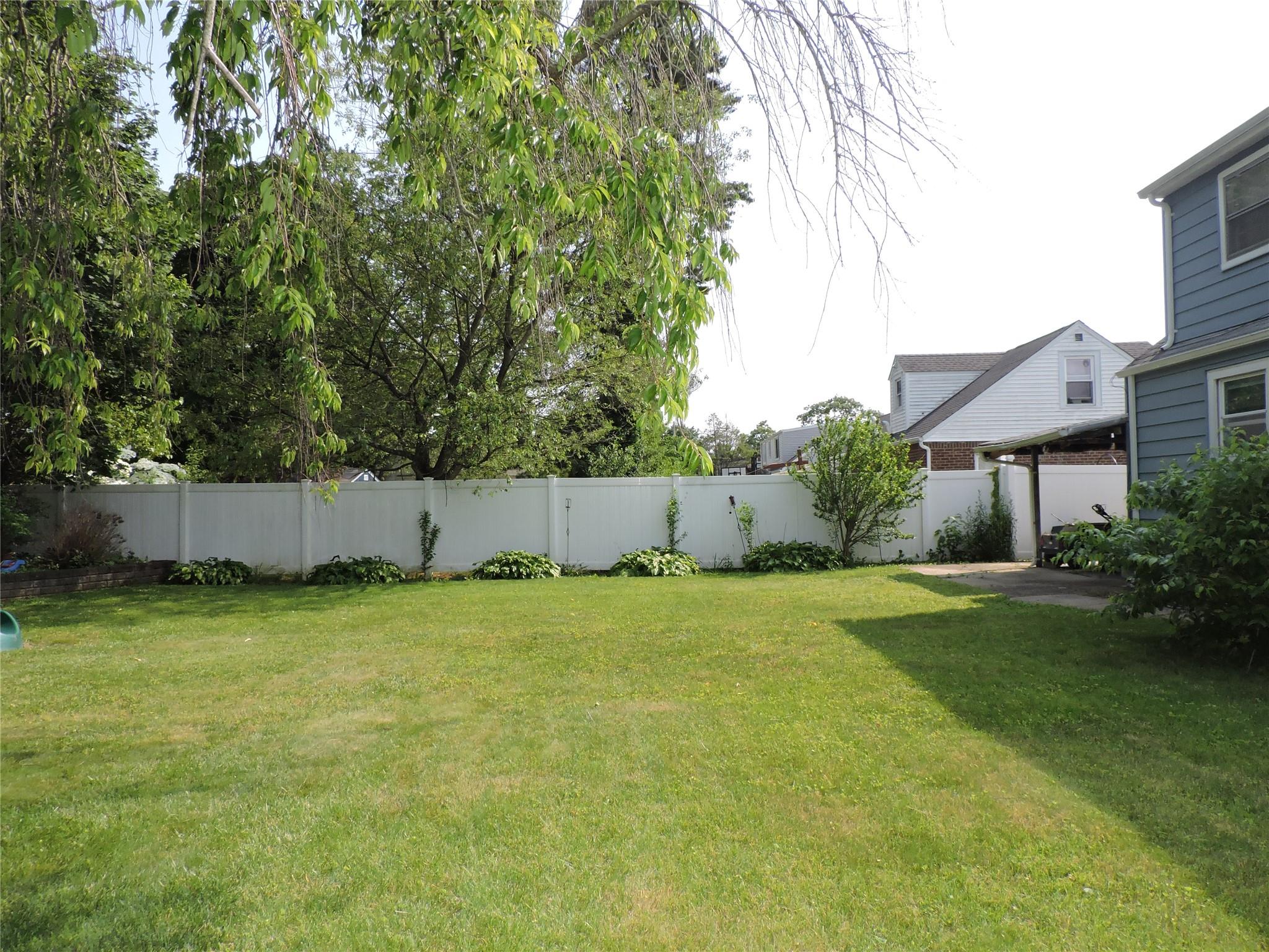 713 Colonial Street, Uniondale, NY 11553