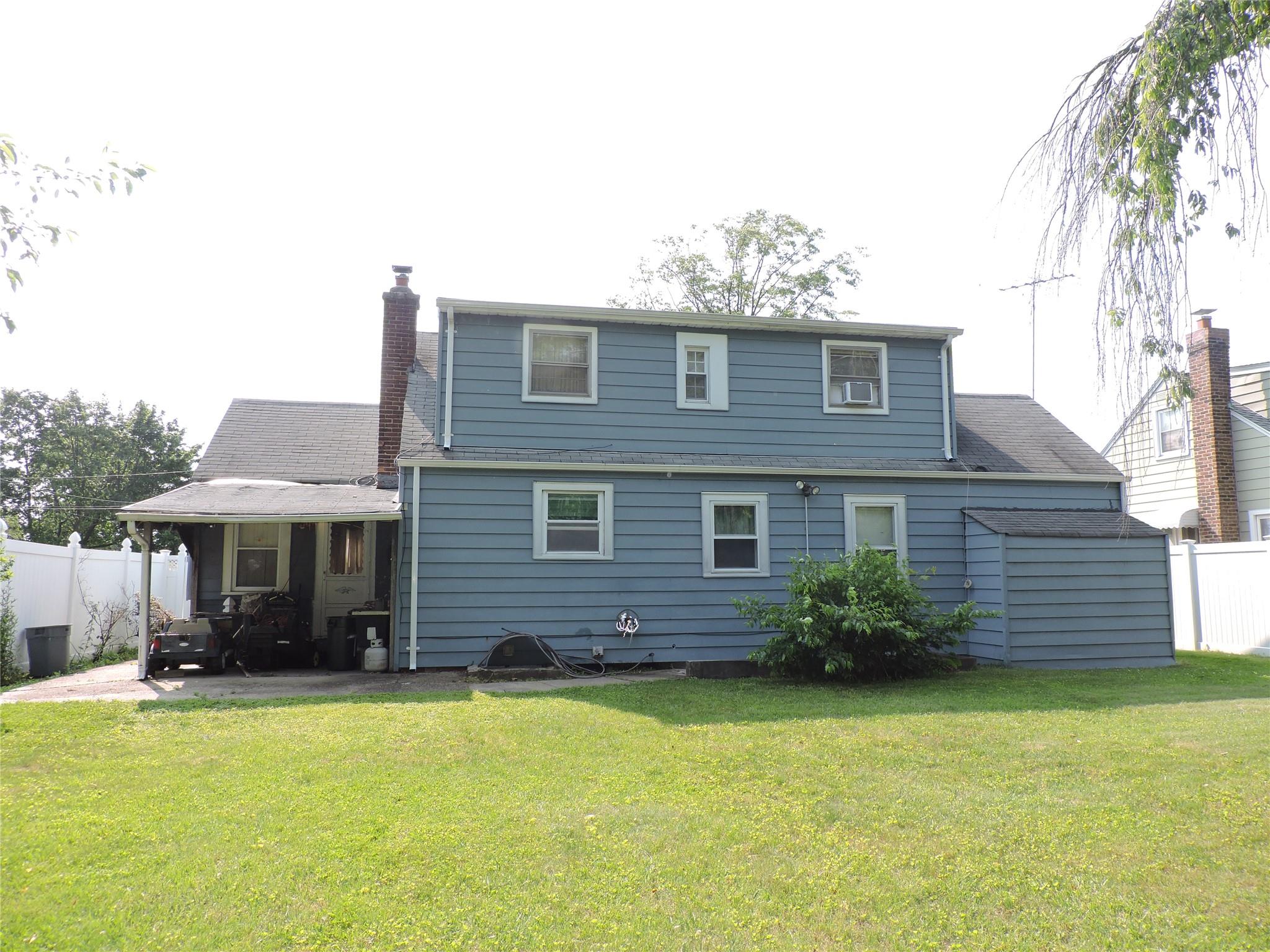 713 Colonial Street, Uniondale, NY 11553