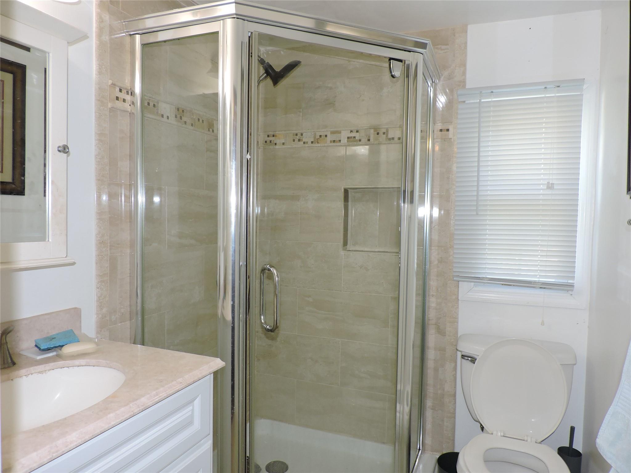 713 Colonial Street, Uniondale, NY 11553