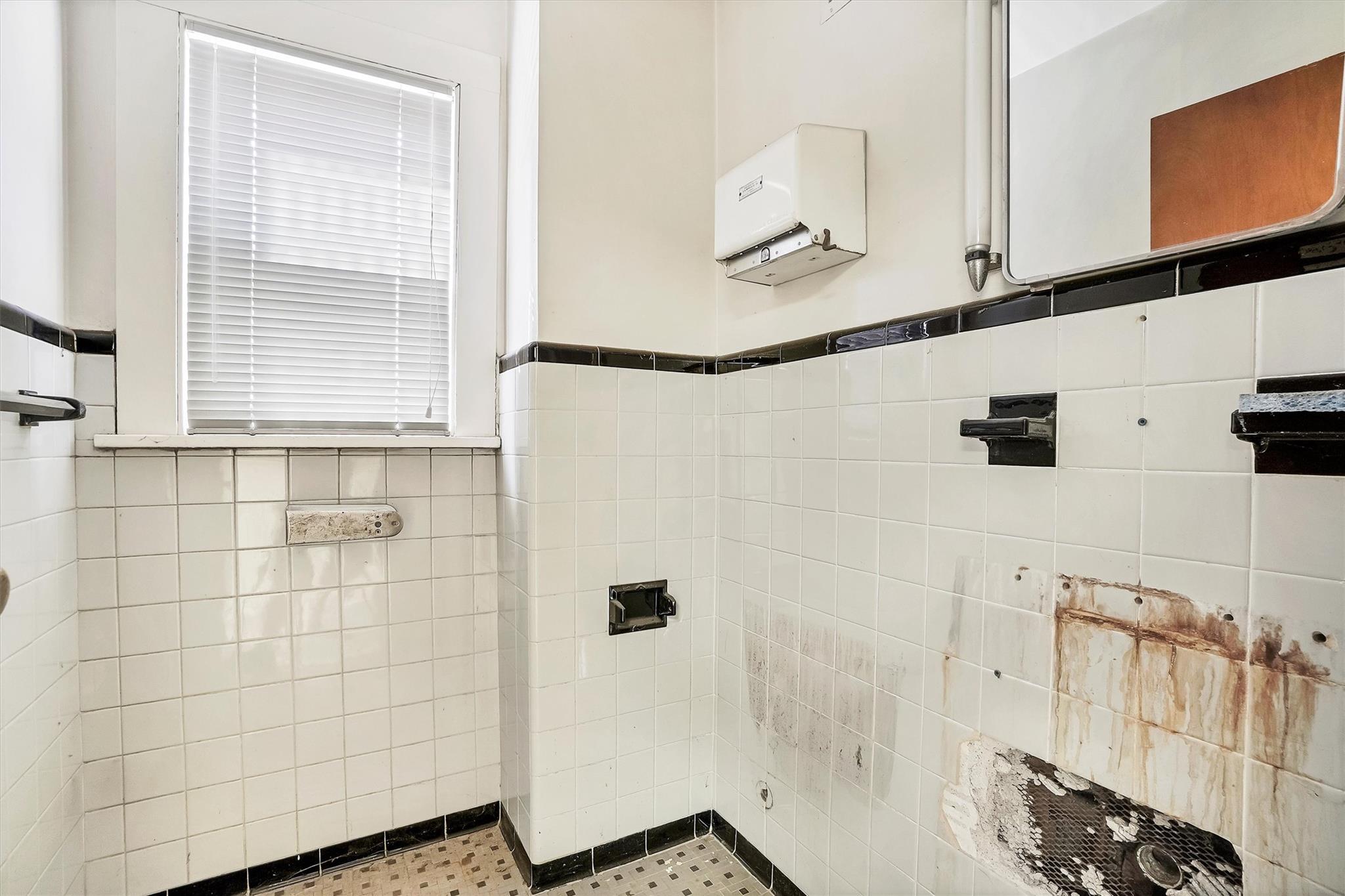 24 John Street, Middletown, NY 10940