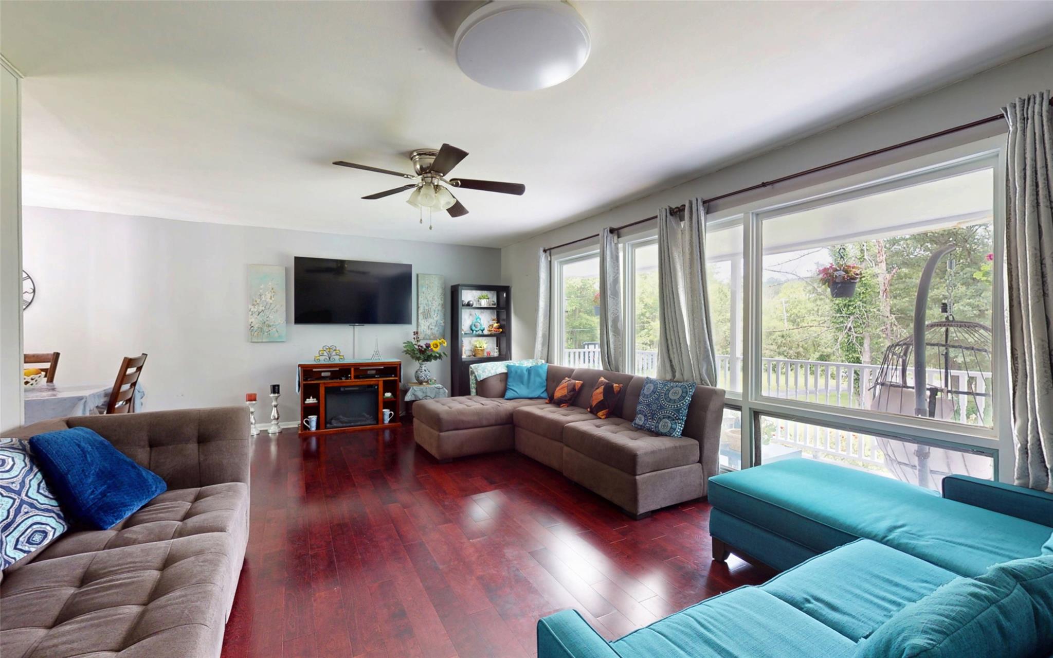 52 Old Chester Road, Goshen, NY 10924