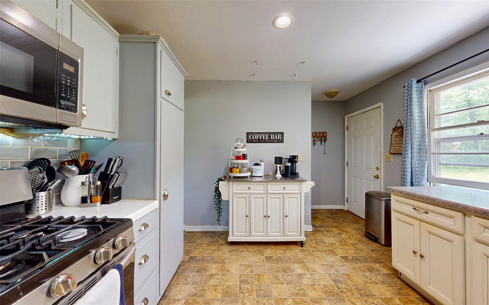 52 Old Chester Road, Goshen, NY 10924