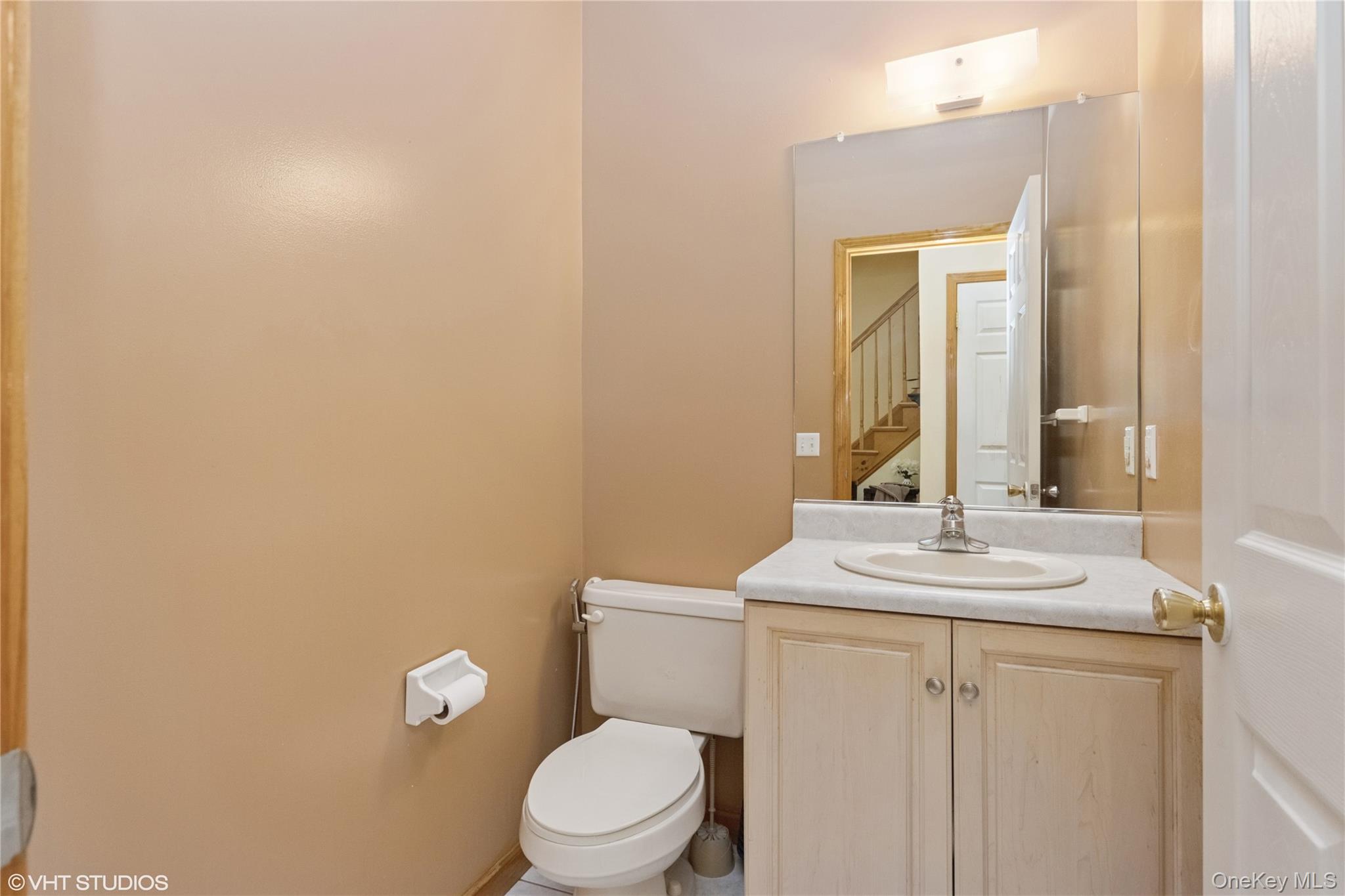 10 Willys Court, Rock Tavern, NY 12575