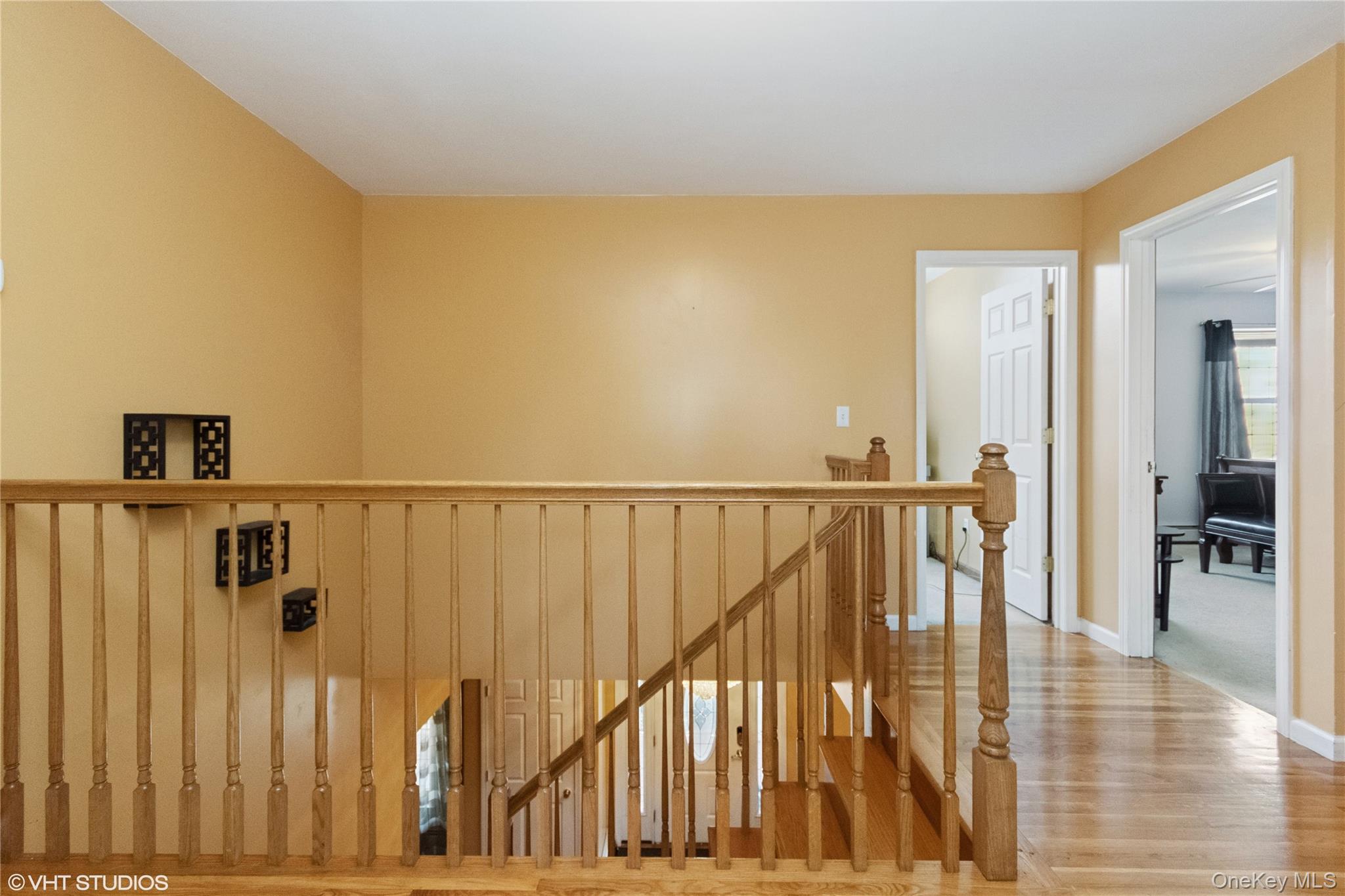 10 Willys Court, Rock Tavern, NY 12575