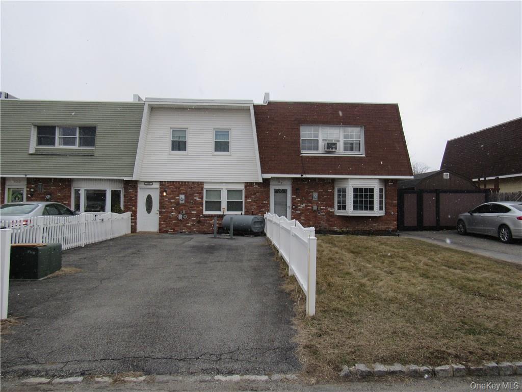 105 Sarah Lane, Middletown, NY 10941