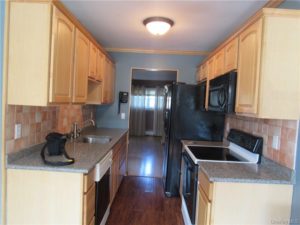 105 Sarah Lane, Middletown, NY 10941