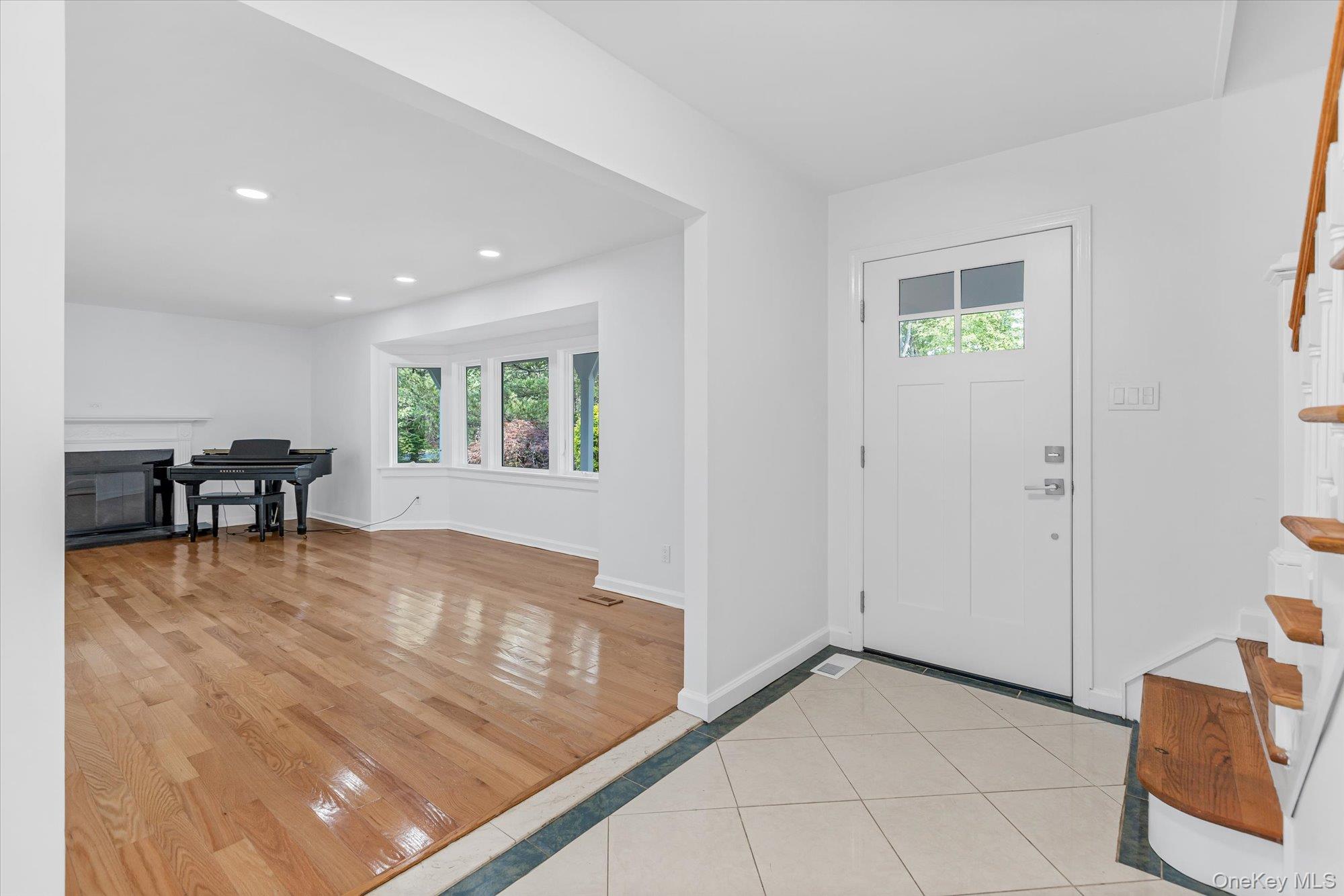 2 Westbourne Lane, Melville, NY 11747