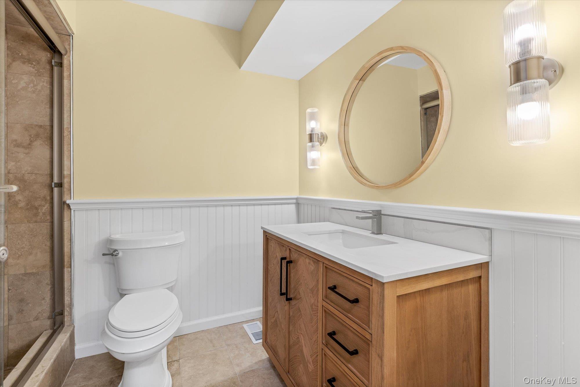 2 Westbourne Lane, Melville, NY 11747