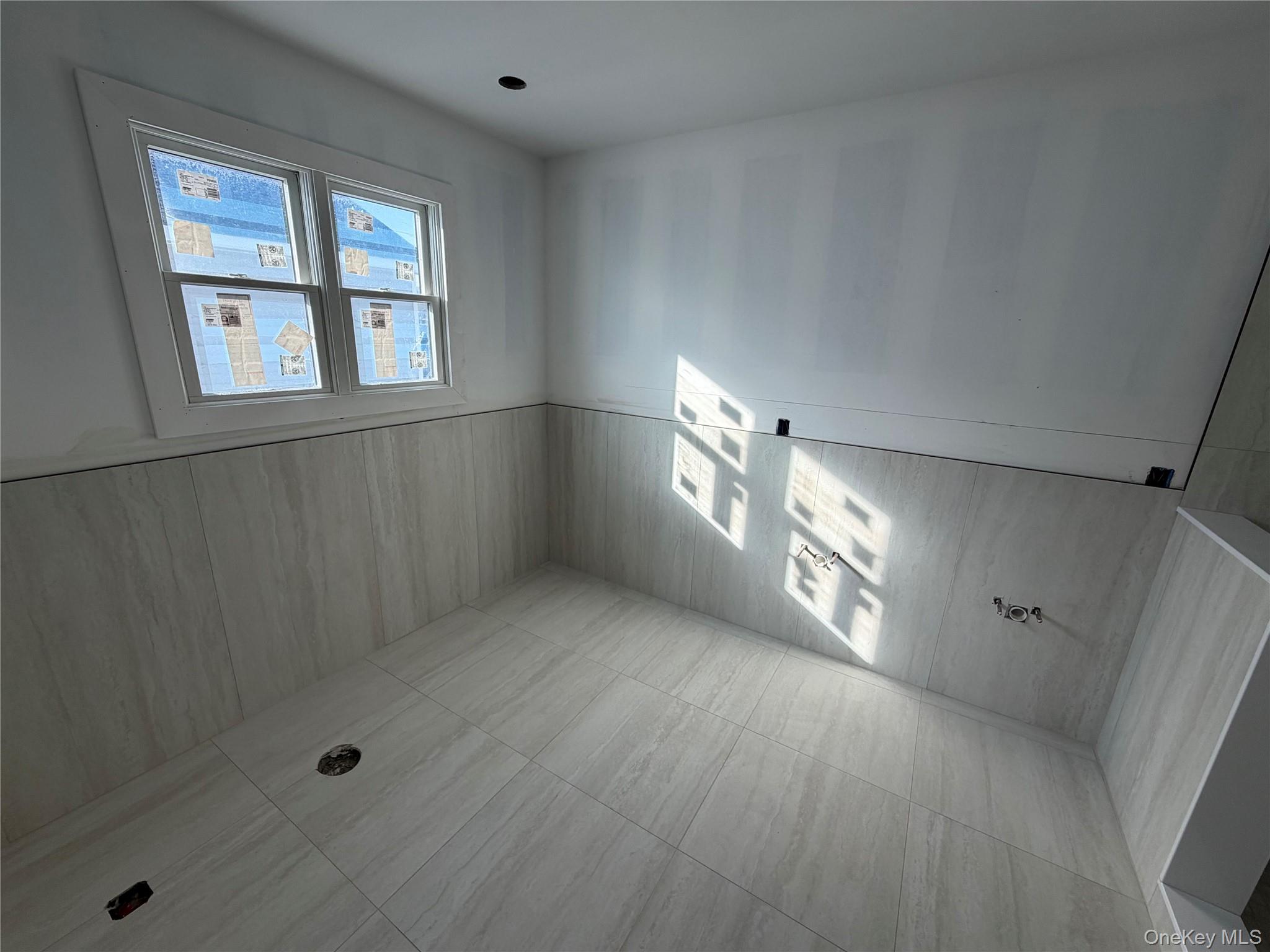 101 Clocks Boulevard, Massapequa, NY 11758