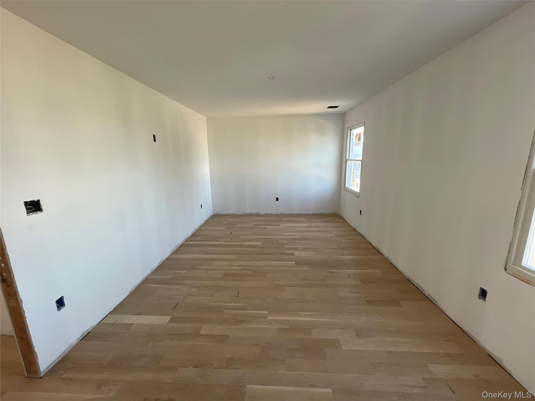 101 Clocks Boulevard, Massapequa, NY 11758