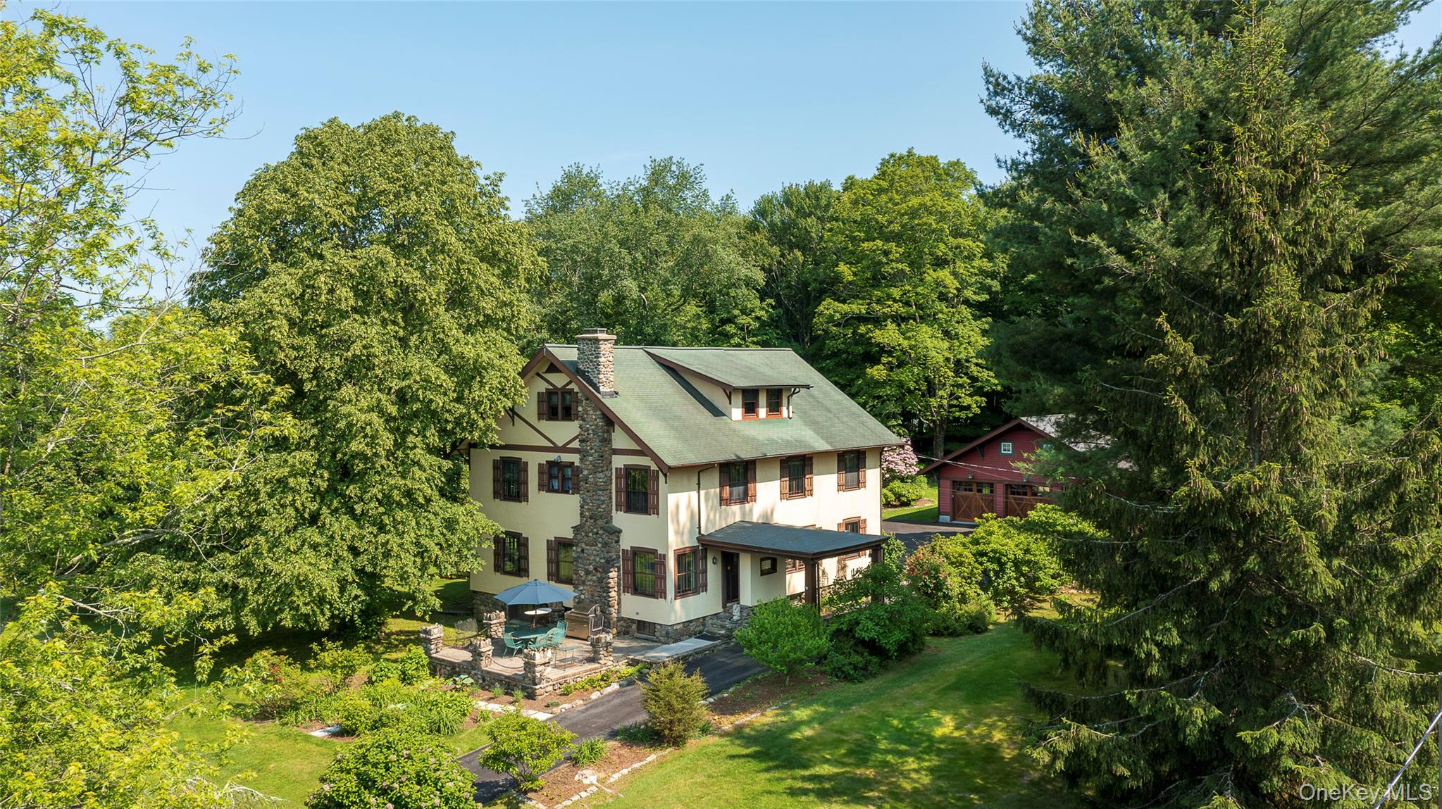 8 Elmer Galloway Road, Katonah, NY 10536