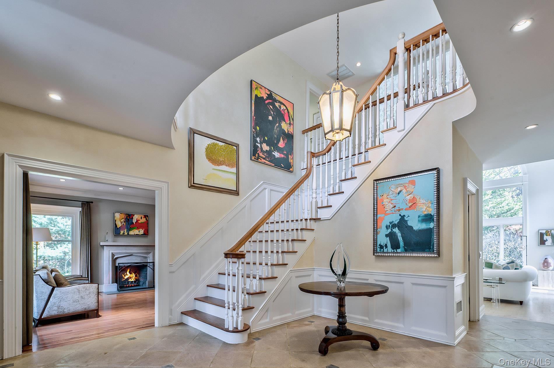 18 Harriman Drive, Sands Point, NY 11050