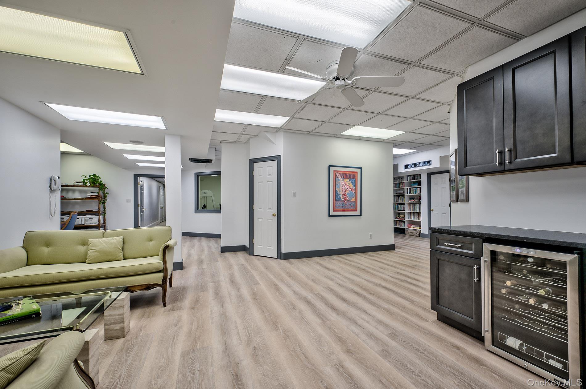 18 Harriman Drive, Sands Point, NY 11050