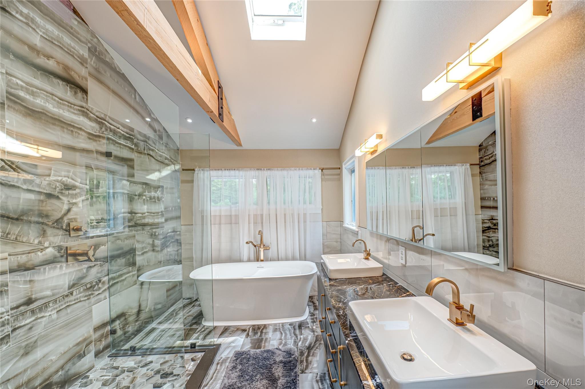 6 Tanyard Lane, Huntington, NY 11743