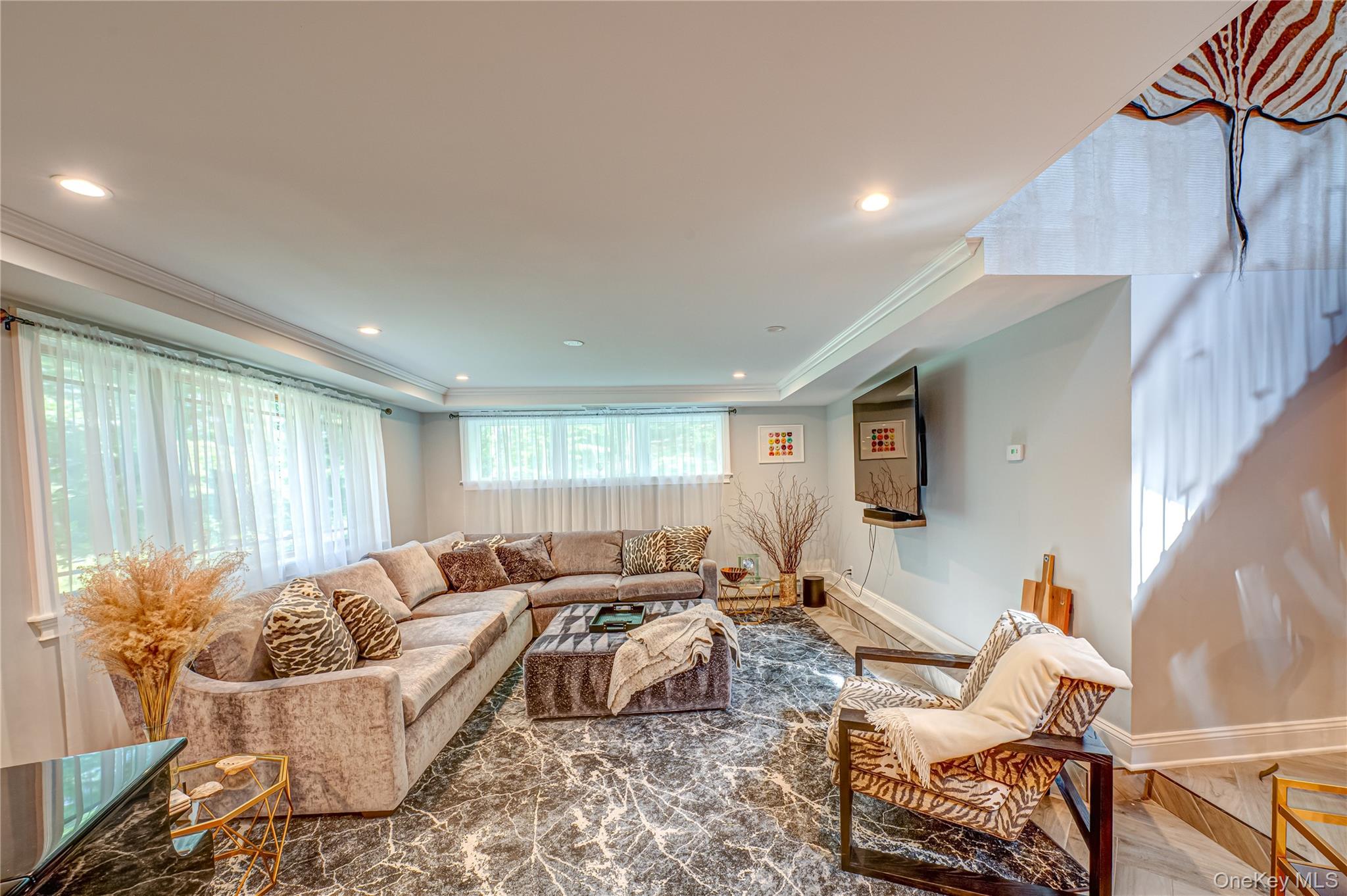 6 Tanyard Lane, Huntington, NY 11743