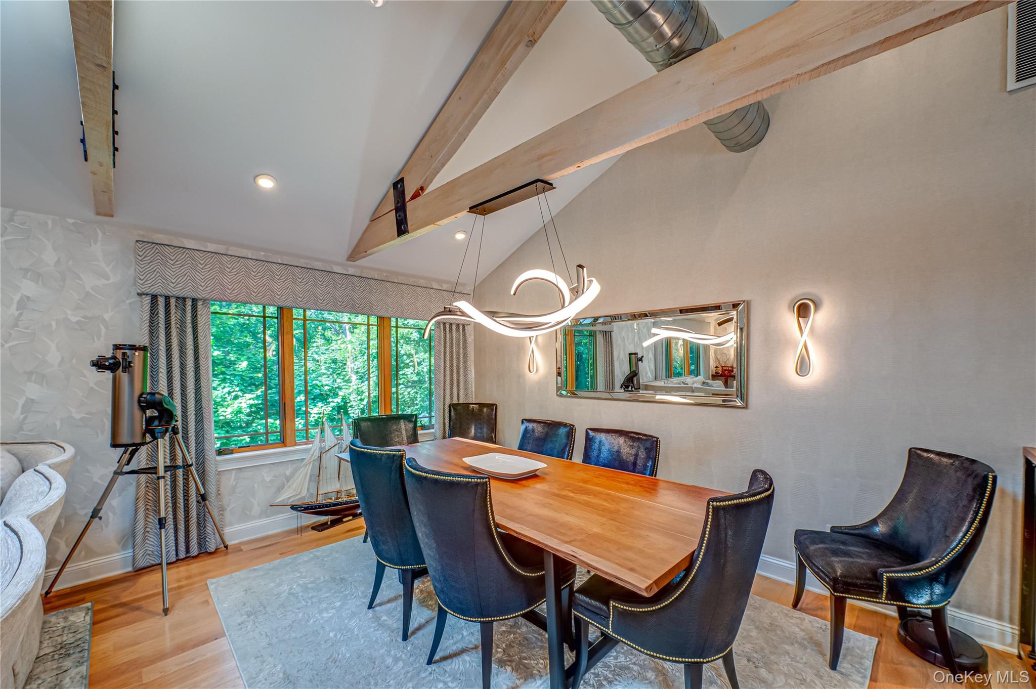 6 Tanyard Lane, Huntington, NY 11743