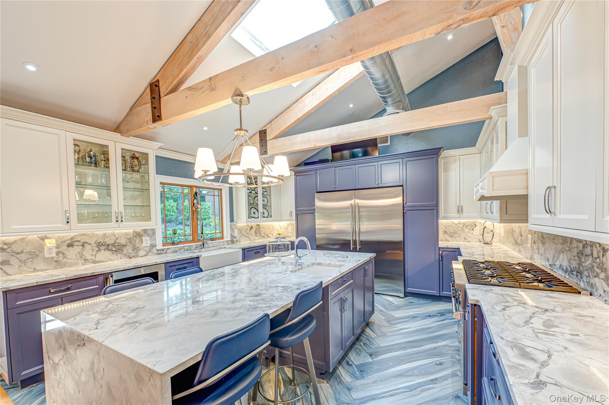 6 Tanyard Lane, Huntington, NY 11743