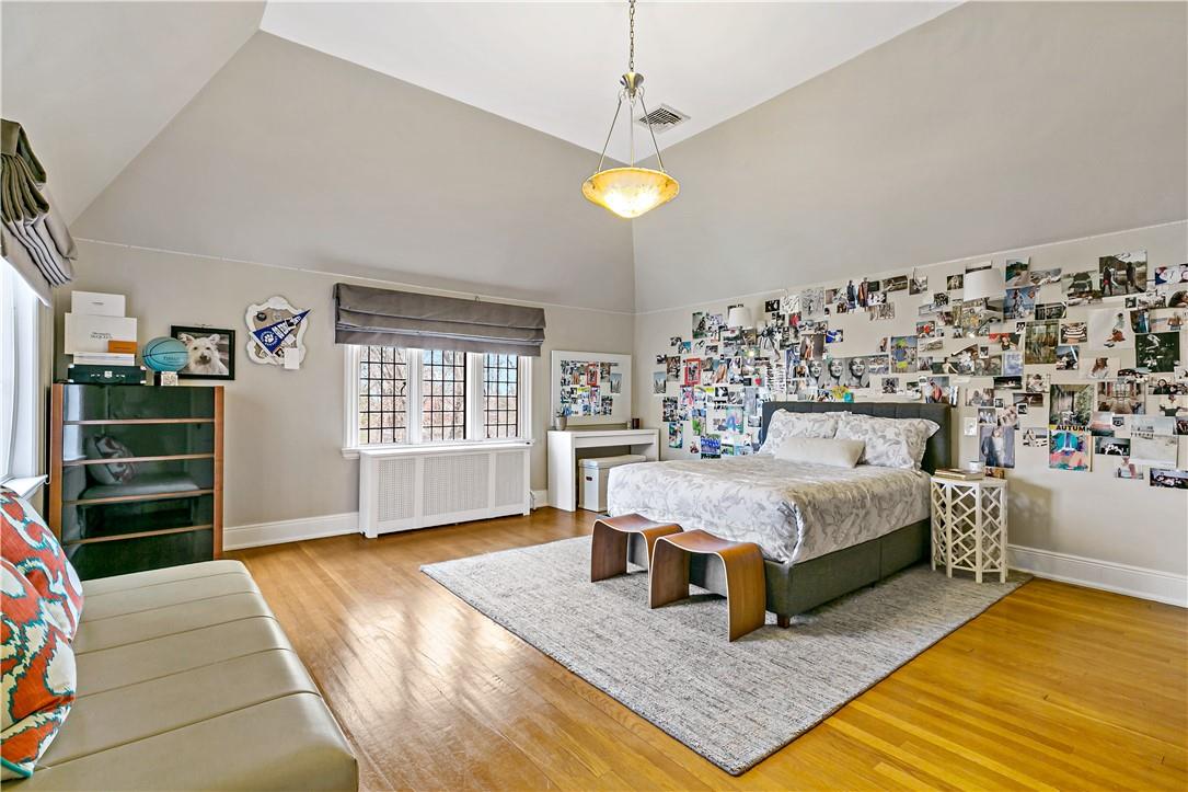 31 Old Army Road, Scarsdale, NY 10583