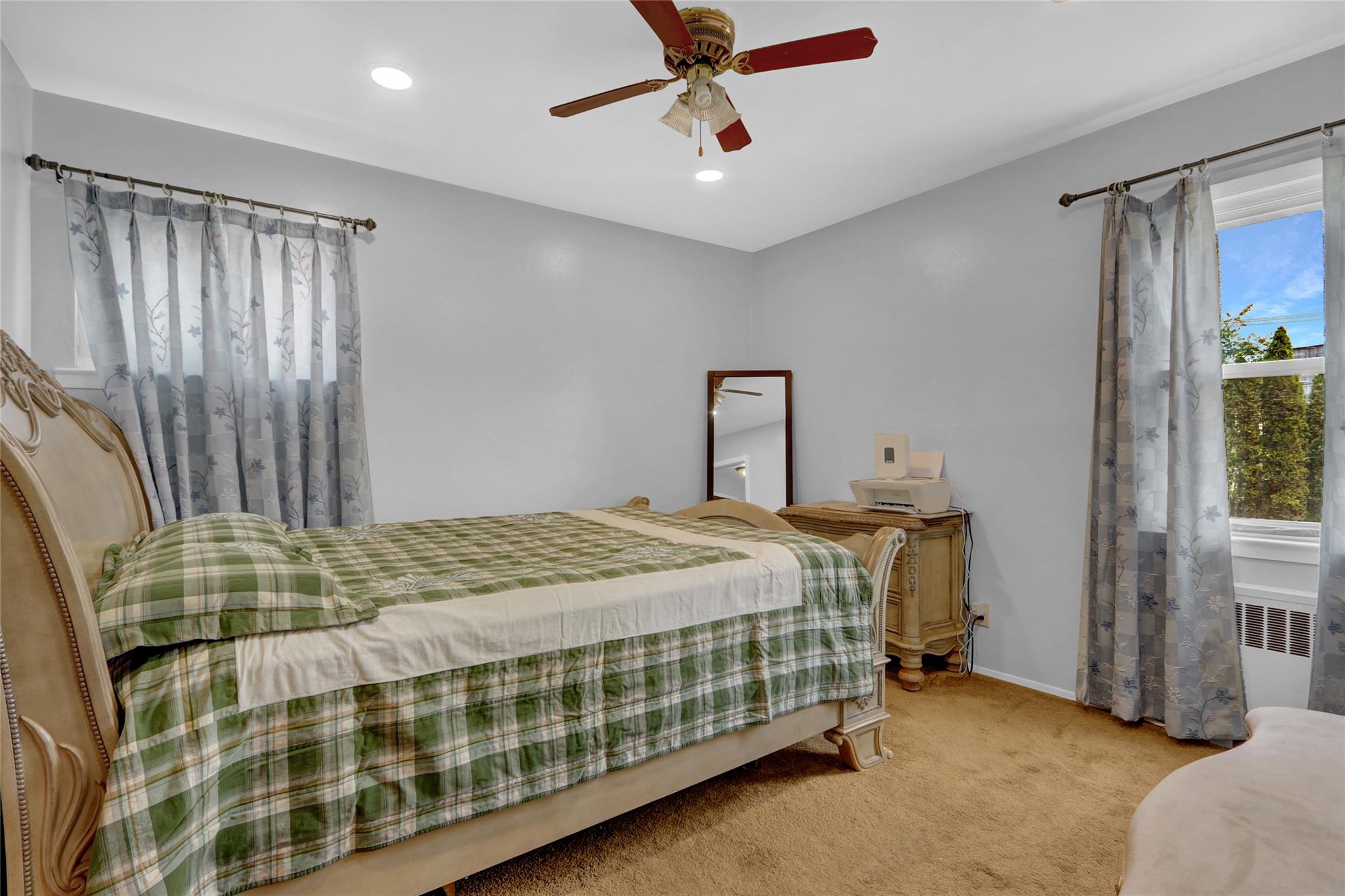 104 S 3rd Street, New Hyde Park, NY 11040