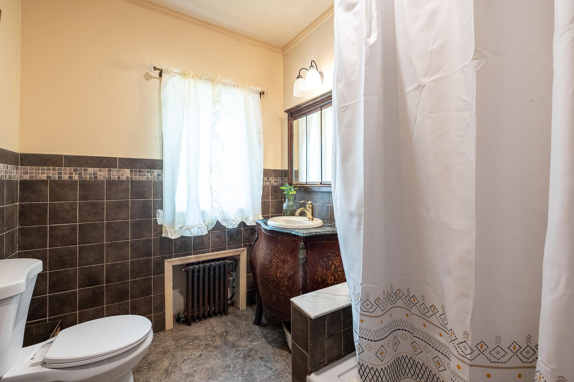 115 Primrose Avenue, Mount Vernon, NY 10552