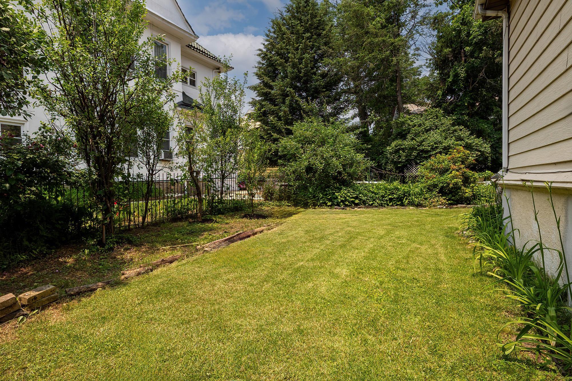 115 Primrose Avenue, Mount Vernon, NY 10552