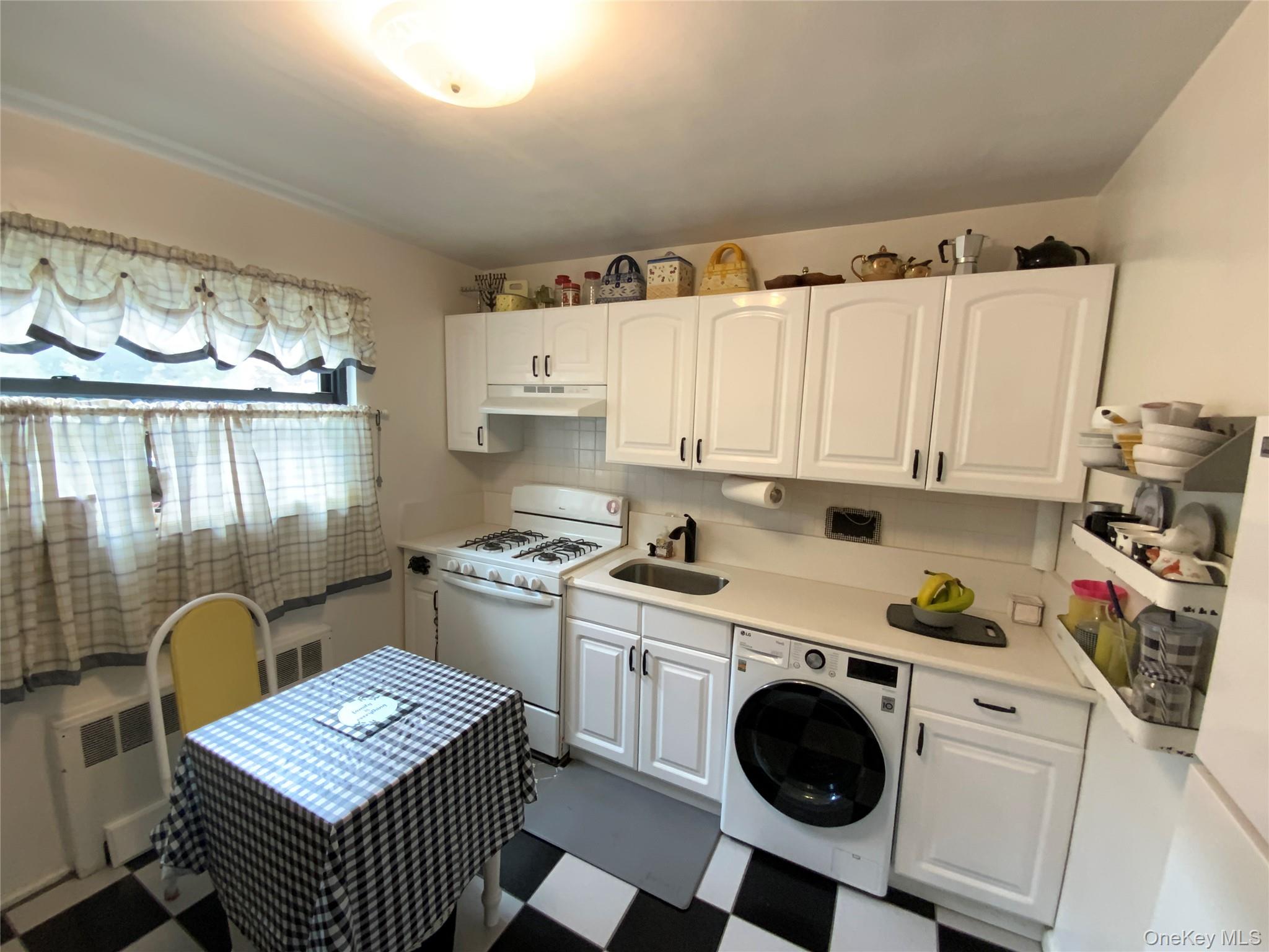 73-19 217th Street # Lower, Oakland Gardens, NY 11364