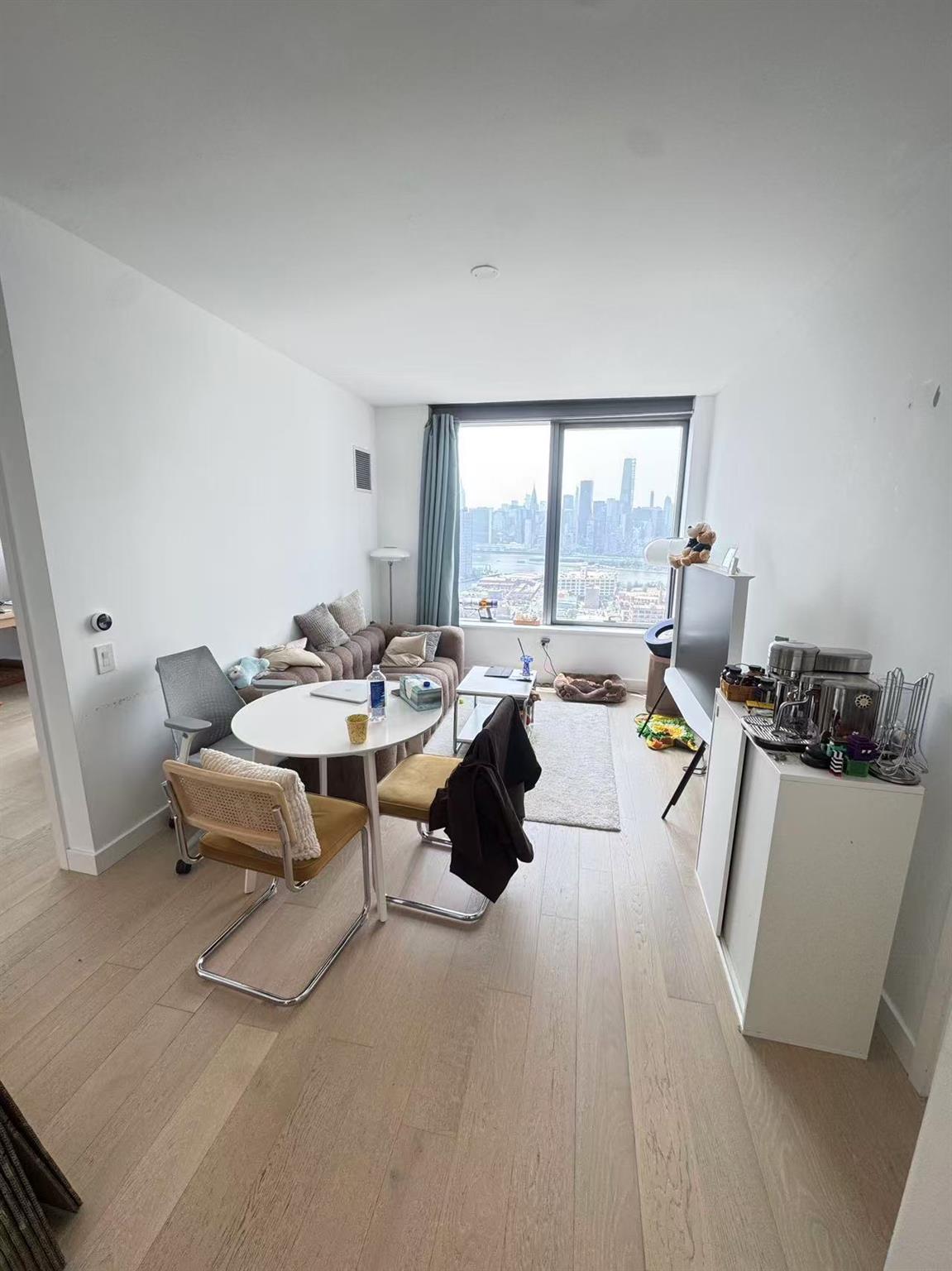 3 Court Square # 3001, Long Island City, NY 11101