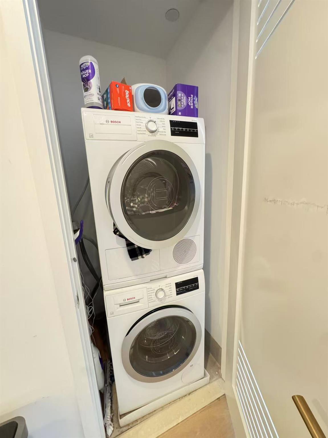 3 Court Square # 3001, Long Island City, NY 11101