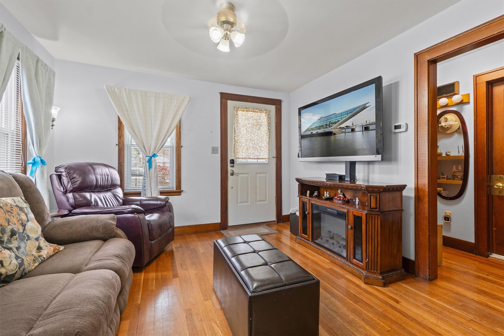 21 Delaware Street, Port Jervis, NY 12771