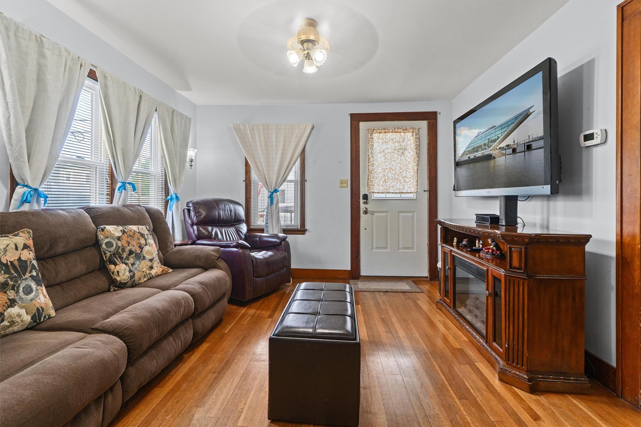 21 Delaware Street, Port Jervis, NY 12771