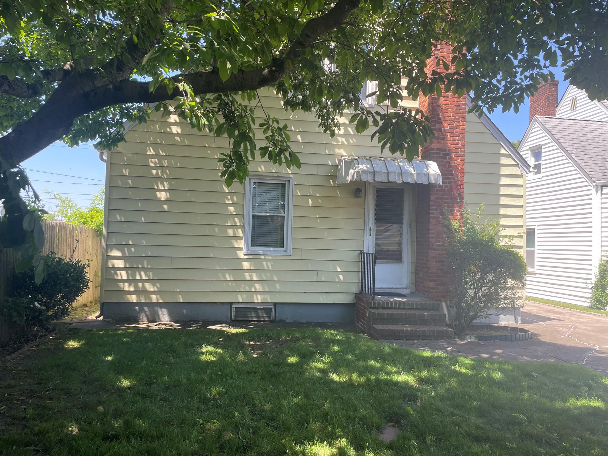 4 New Hyde Park Road, New Hyde Park, NY 11040