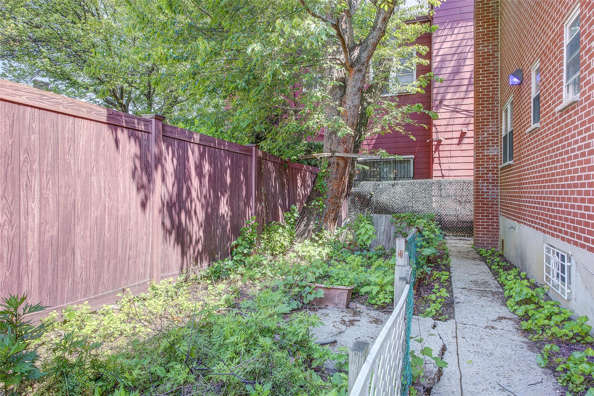 39-32 54th Street, Woodside, NY 11377