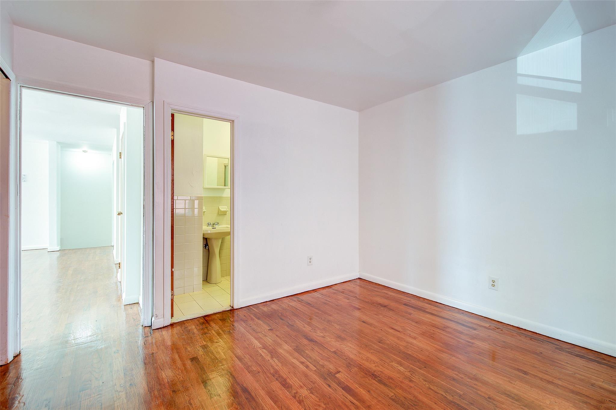 39-32 54th Street, Woodside, NY 11377