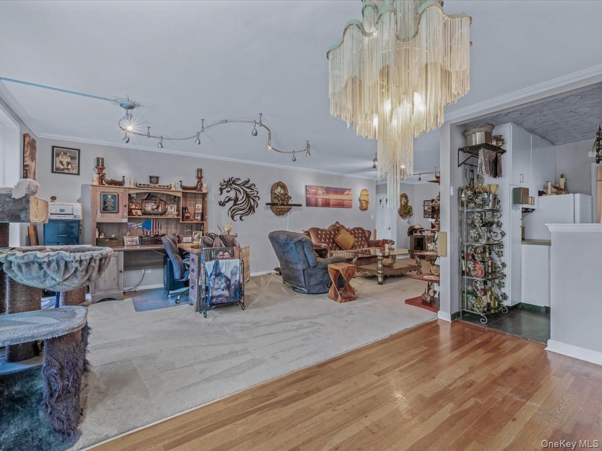 241-20 Northern Boulevard # 6J, Little Neck, NY 11362