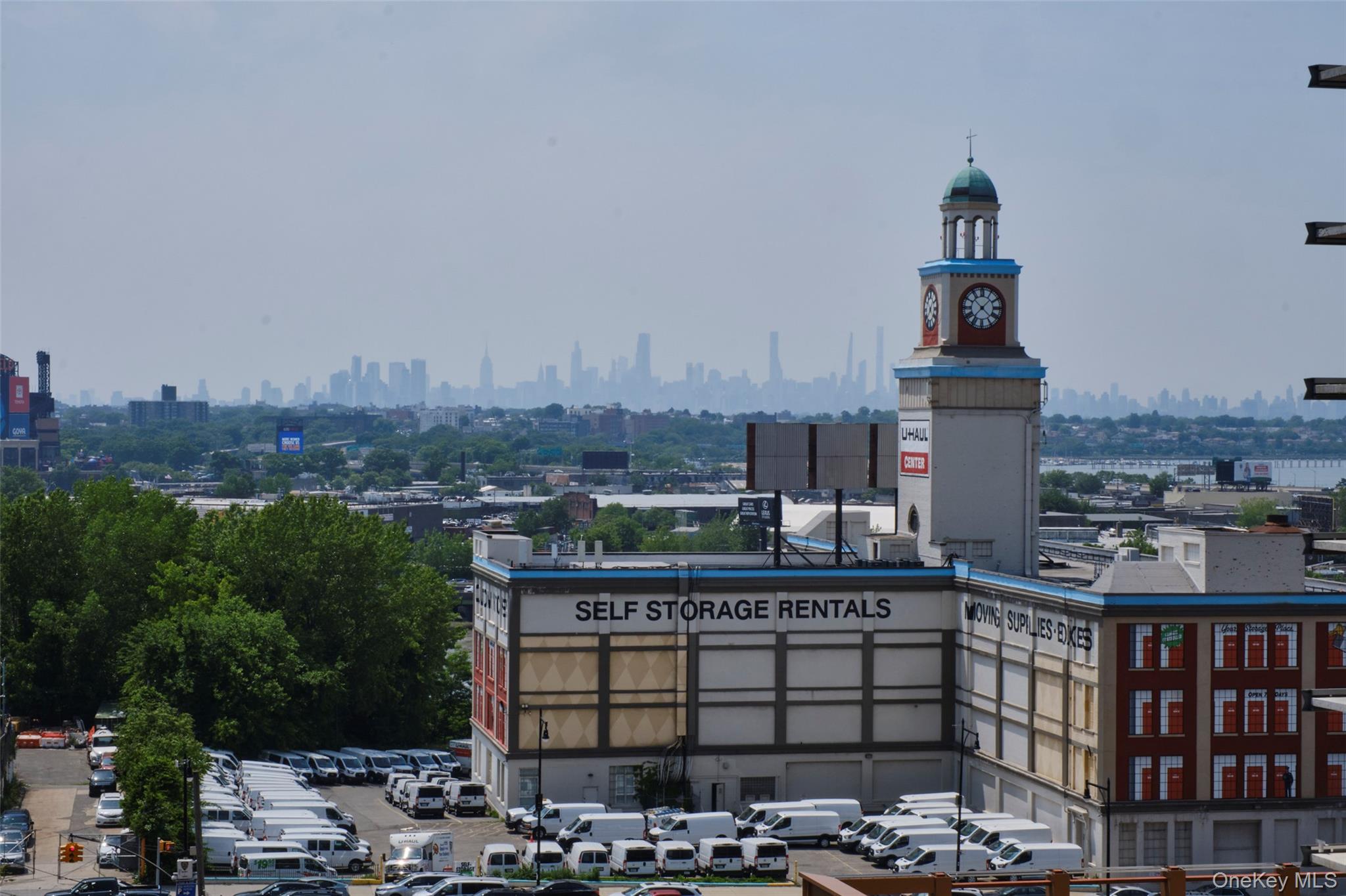 13340 37th Avenue, Flushing, NY 11354