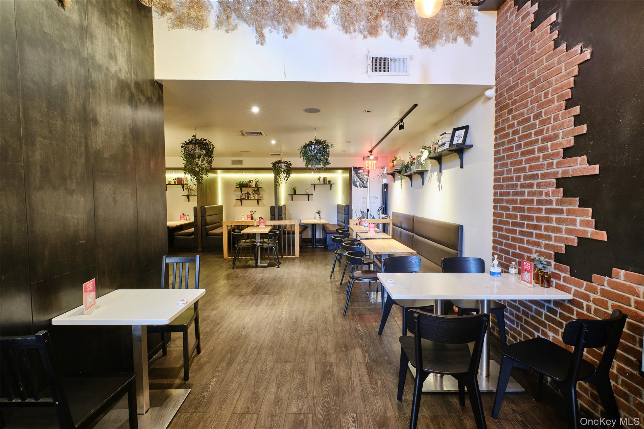 13340 37th Avenue, Flushing, NY 11354