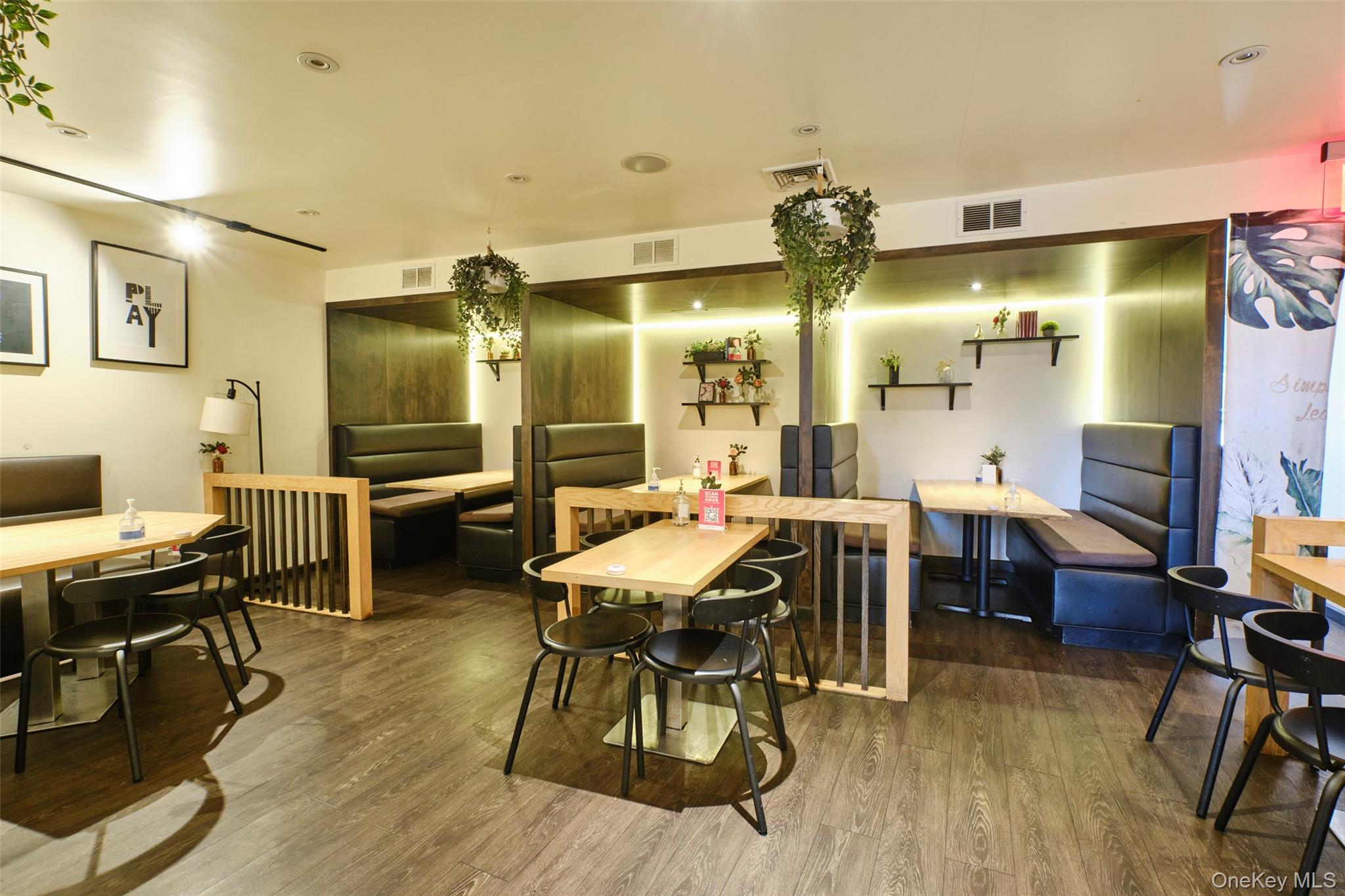 13340 37th Avenue, Flushing, NY 11354